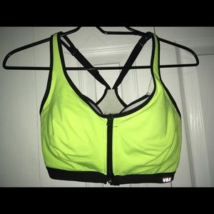 Victoria’s Secret 34DD